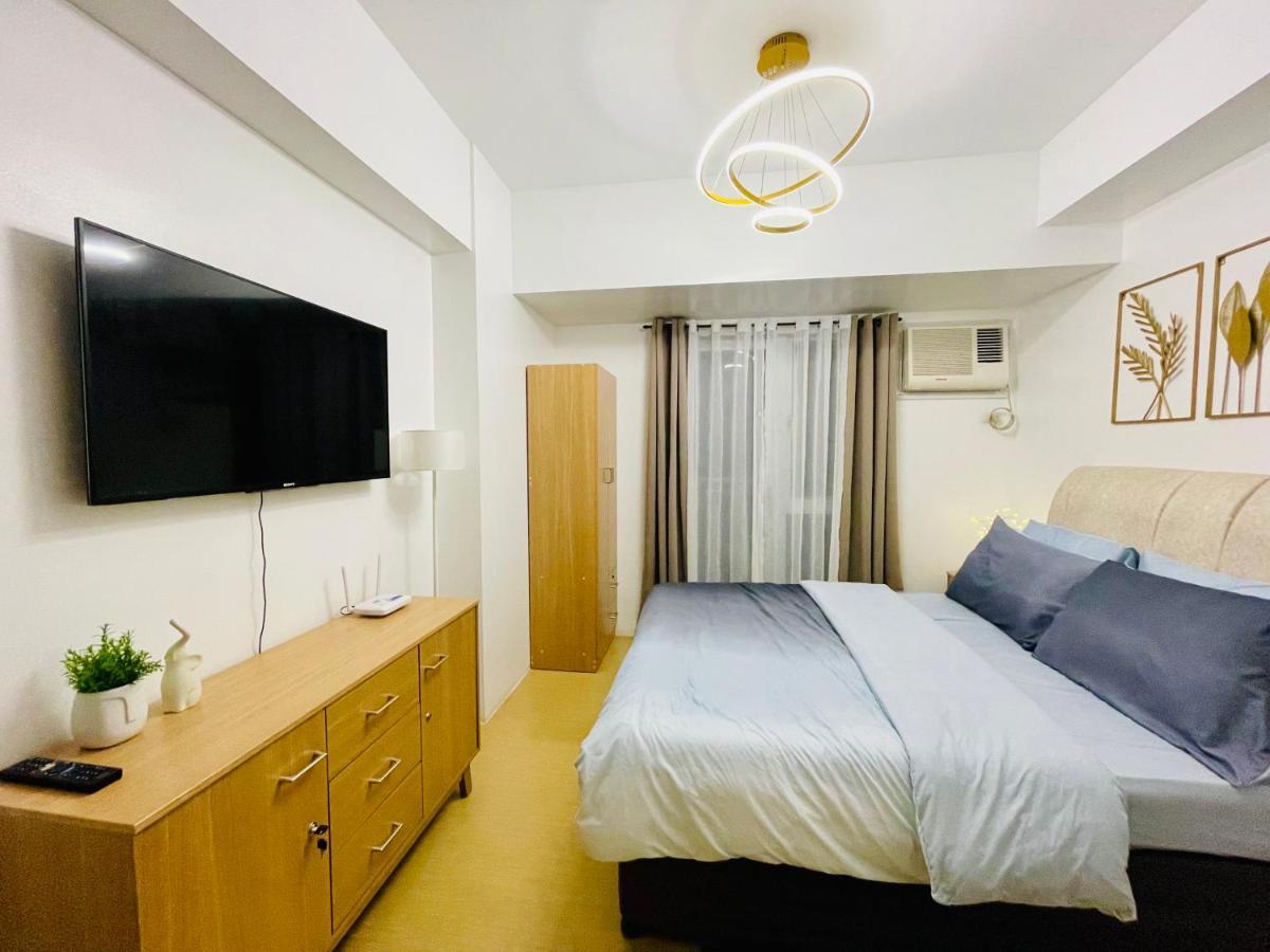 Unit With Balcony At Centrio Towers Beside Ayala Mall Downtown Cdo Apartment