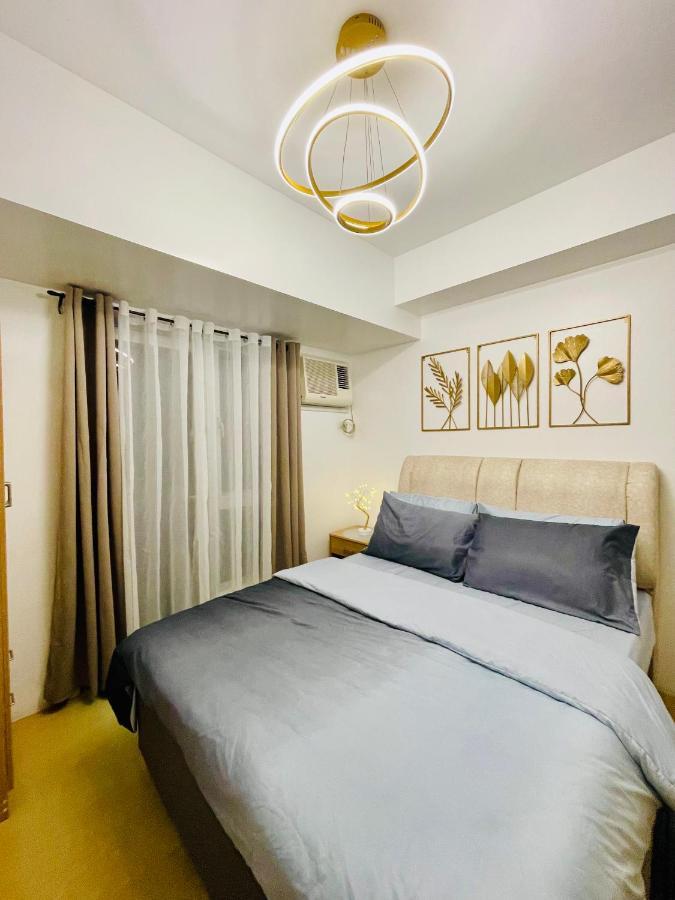Apartment Unit With Balcony At Centrio Towers Beside Ayala Mall Downtown Cdo *